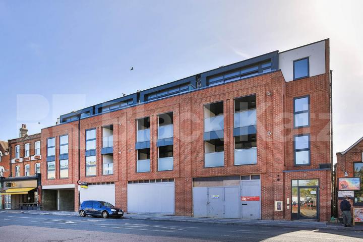 1315sqft 3 bed 3 bath apartment with a huge private roof terrace  Tottenham Lane, Crouch End